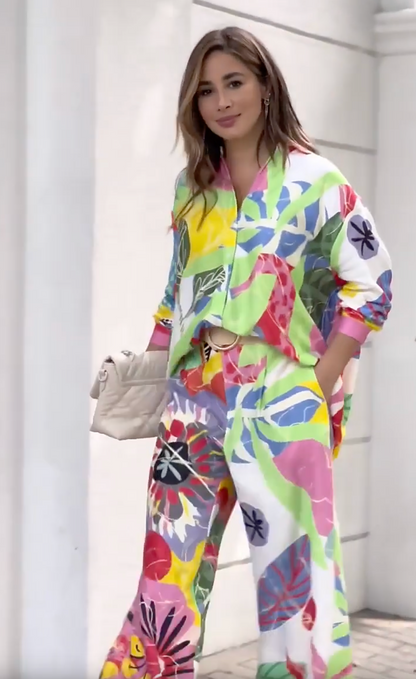 ELARA PARIS™ | Ensemble Fluide Pop-Art – Éclat d’Été & Confort Chic